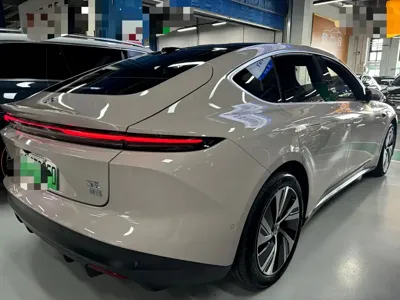Nio ET5