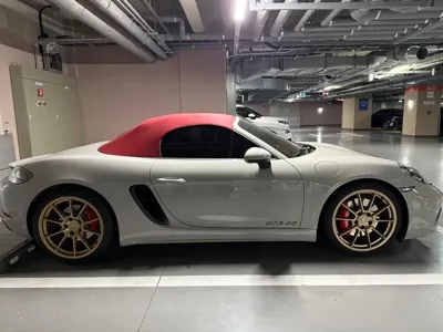 Porsche 718
