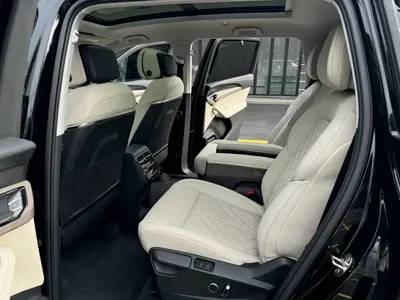 Audi Q6