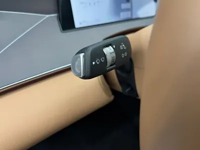 BYD 汉L