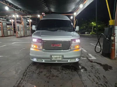 Chevrolet Express Van