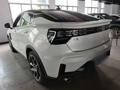 Lynk & Co 05