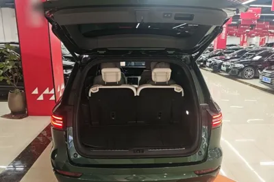 Li Auto ONE