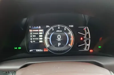Lexus ES