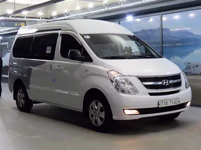Hyundai Starex