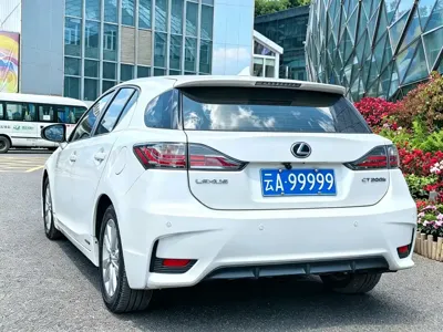 Lexus CT