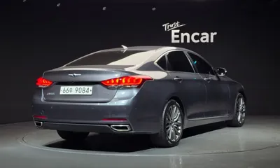 Hyundai Genesis