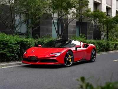 Ferrari SF90