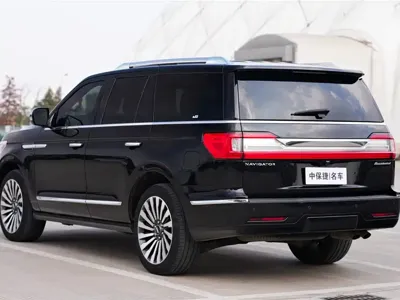 Lincoln Navigator