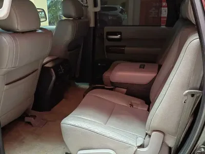 Toyota Sequoia