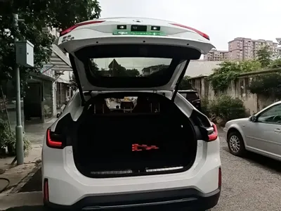Nio EC6
