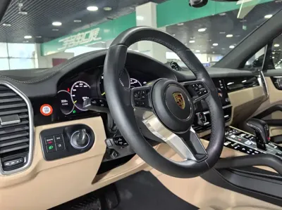 Porsche Cayenne Hybrid