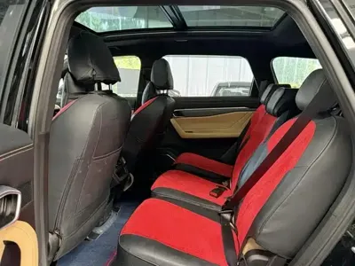 Geely Haoyue L
