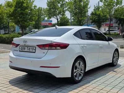 Hyundai Avante