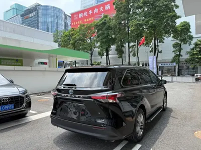 Toyota Sienna
