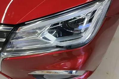 Roewe i5