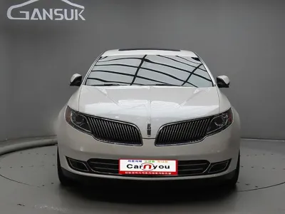 Lincoln MKS