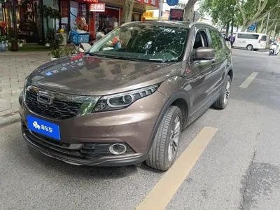 Qoros Qoros 5