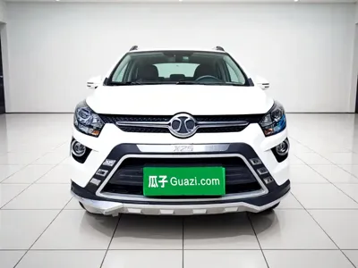 BAIC Senova X25