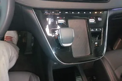 Hongqi HQ9 PHEV