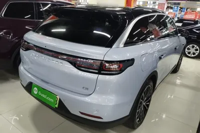 Leapmotor C11