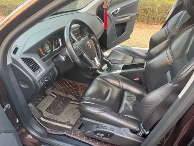 Volvo XC60 (Import)