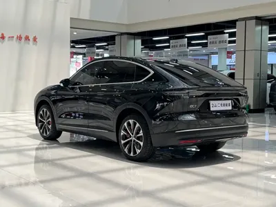 Nio EC7