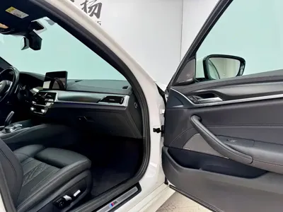 BMW 5 Series (Import)