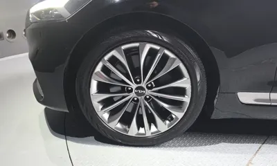 Kia K9