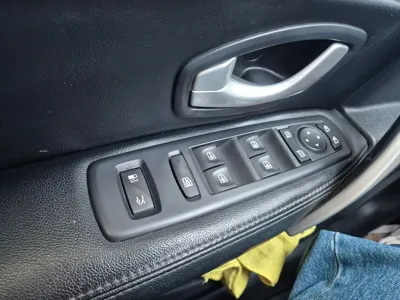 Renault-KoreaSamsung SM5