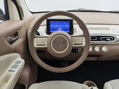 Wuling MINIEV