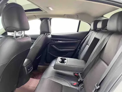 Mazda 3 Axela
