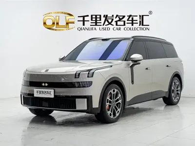 Lynk & Co 领克900