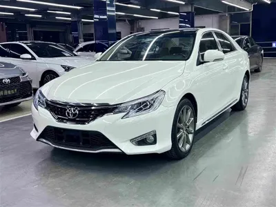 Toyota Reiz