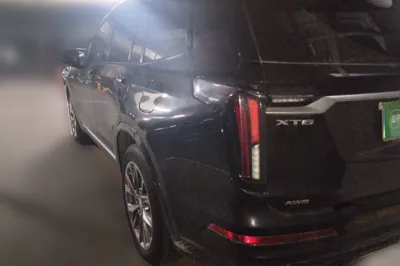 Cadillac XT6