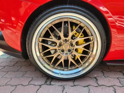 Ferrari 812