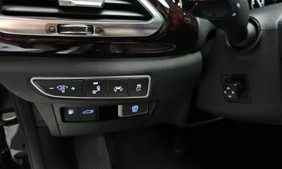 Genesis EQ900