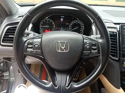 Honda UR-V