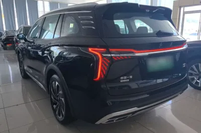 Hongqi HS7 PHEV