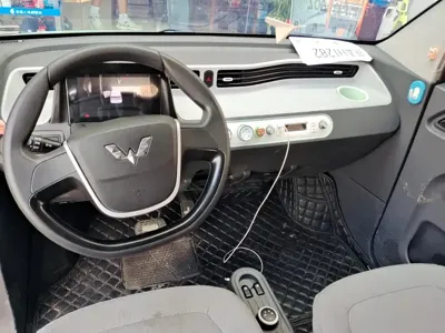 Wuling MINIEV