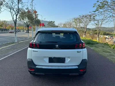 Peugeot 5008