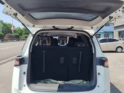 Wuling Jiachen