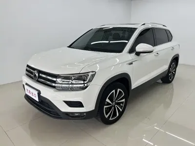 Volkswagen Tharu