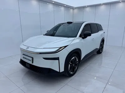 Toyota 铂智3X