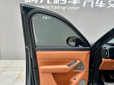 AITO 问界 AITO M8