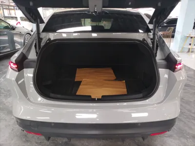 Nio ET5