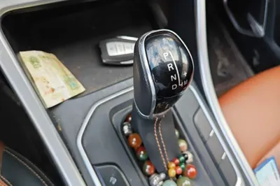 Geely Auto Vision X6