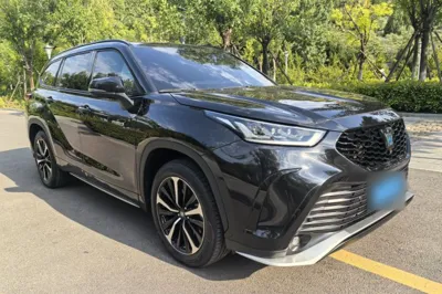 Toyota Crown Kluger