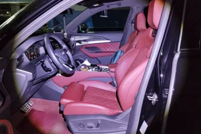 Audi Q6
