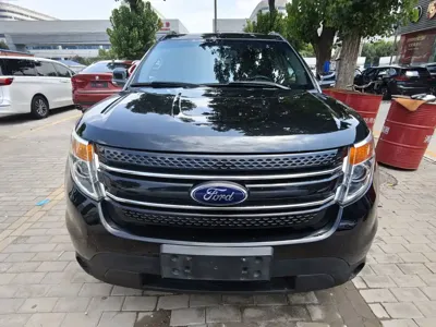 Ford Explorer (Import)